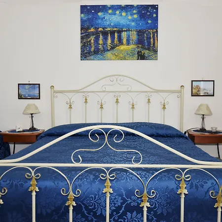 A Castel Capuano 住宿加早餐酒店 3*