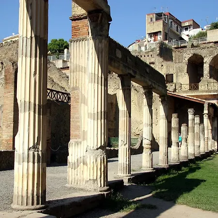 A Castel Capuano Bed & Breakfast Naples