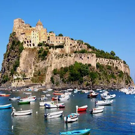A Castel Capuano 3*
