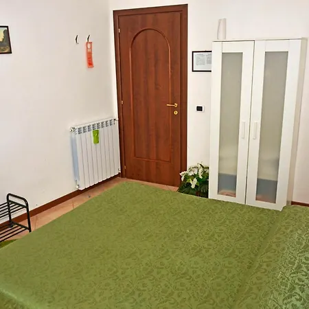 Bed & Breakfast A Castel Capuano