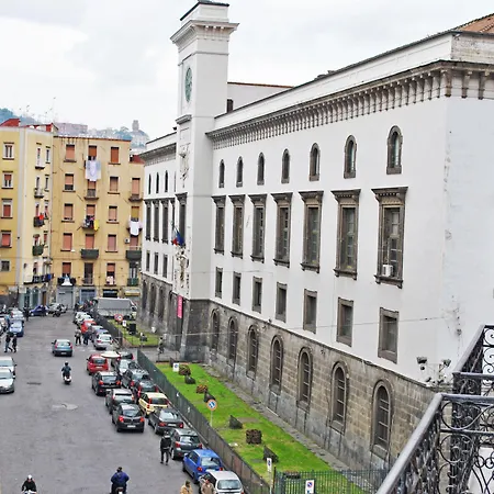 A Castel Capuano 3* Naples
