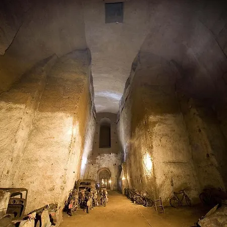 A Castel Capuano 나폴리